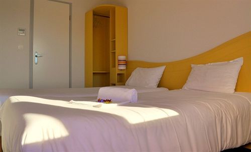 Couett'Hotel Oloron Sainte Marie Zewnętrze zdjęcie
